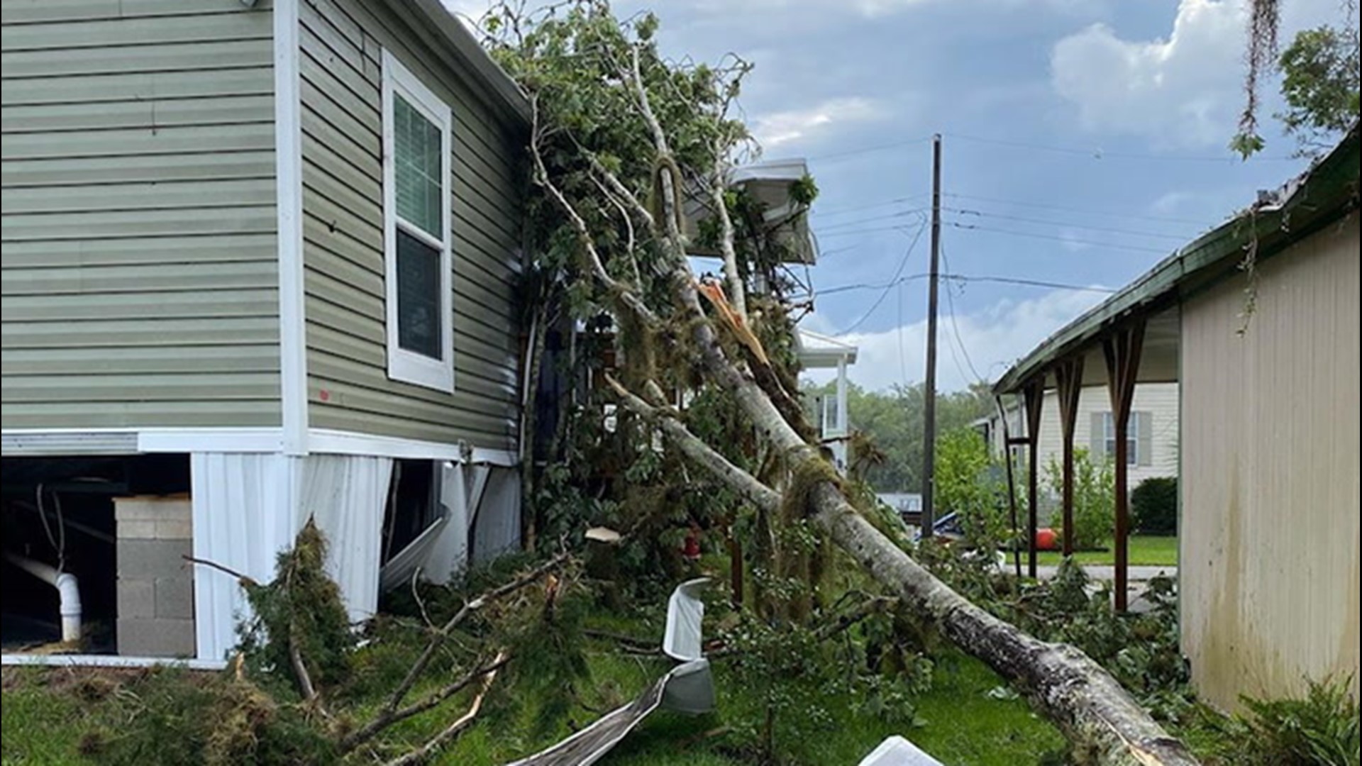 Many homes and trees were damaged in Homosassa, Florida, on April 20, due to a possible tornado that swept through this area.
