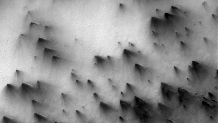What Are These Weird Looking 'Spider Formations' That Were Spotted on Mars?