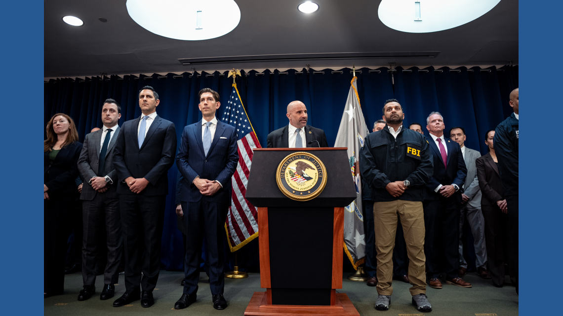 Bevor Sie zu YouTube weitergehen