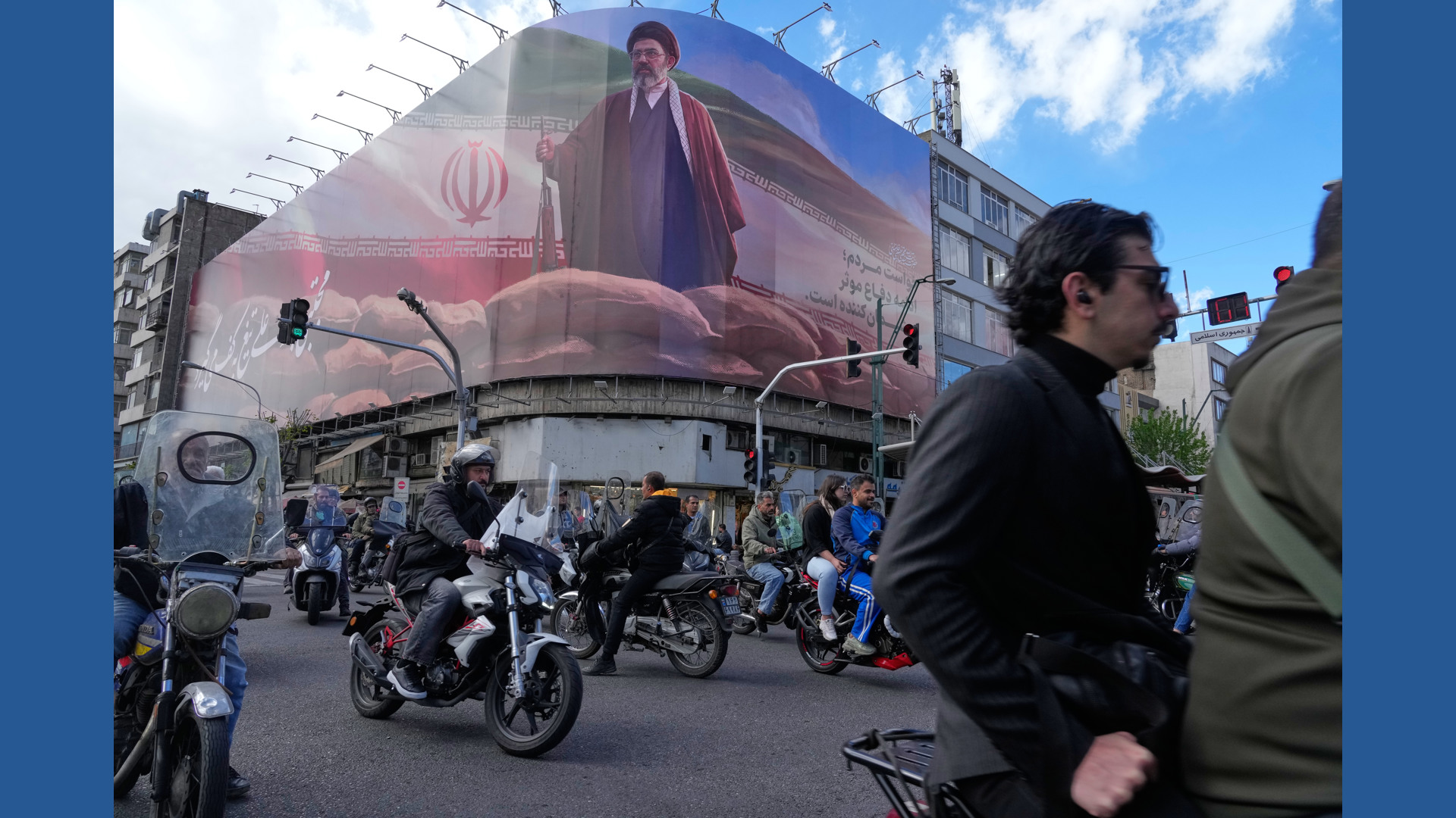Airstrikes on Iran kill more than 25 as Trump's deadline to open Strait ...