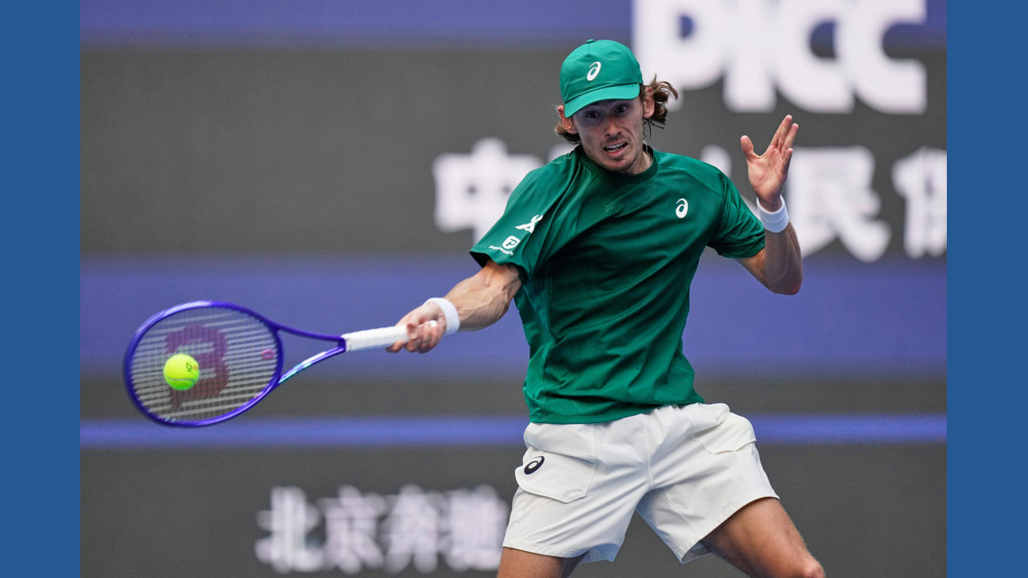 De Minaur Advances to Shanghai Masters Fourth Round with Season-Record 48th Win