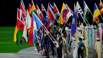 Photos: Closing Ceremony, 2020 Tokyo Games