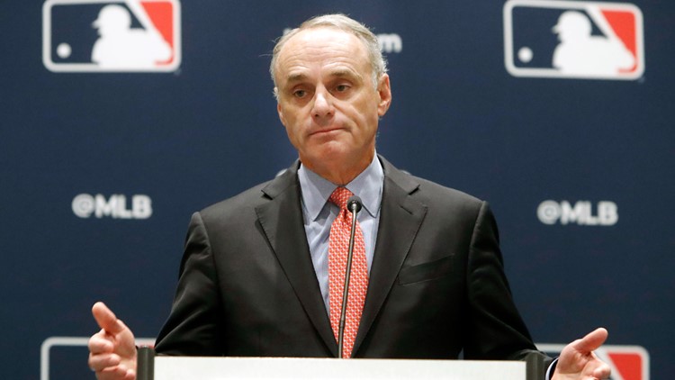 MLB threatens pitchers with 10-game bans for altering balls