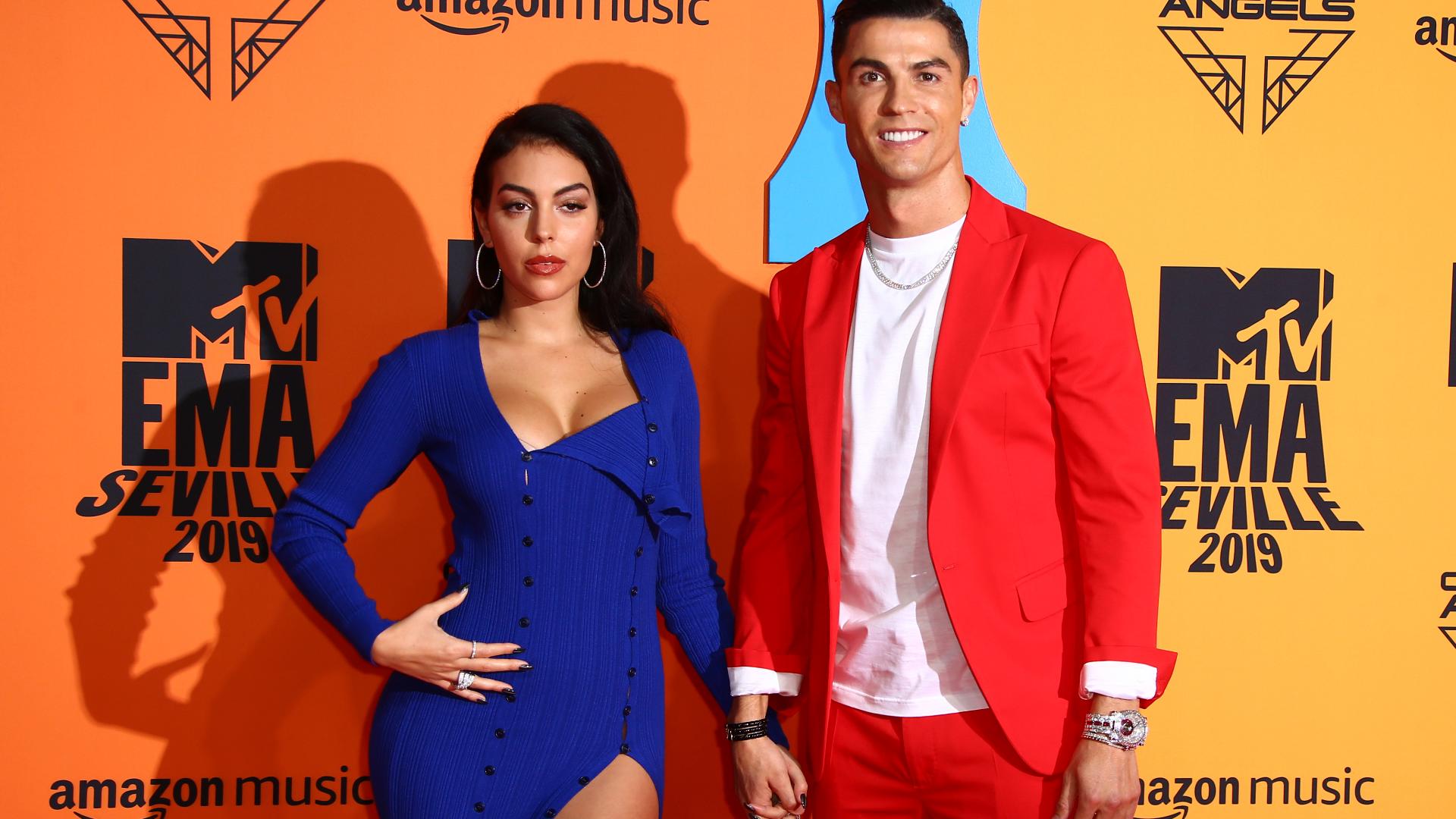 Breaking News! Cristiano Ronaldo And Georgina Rodriguez Get Engaged! (See The Ring!) - x5ndapp