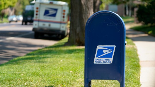 Is There Mail Delivery On Columbus Day