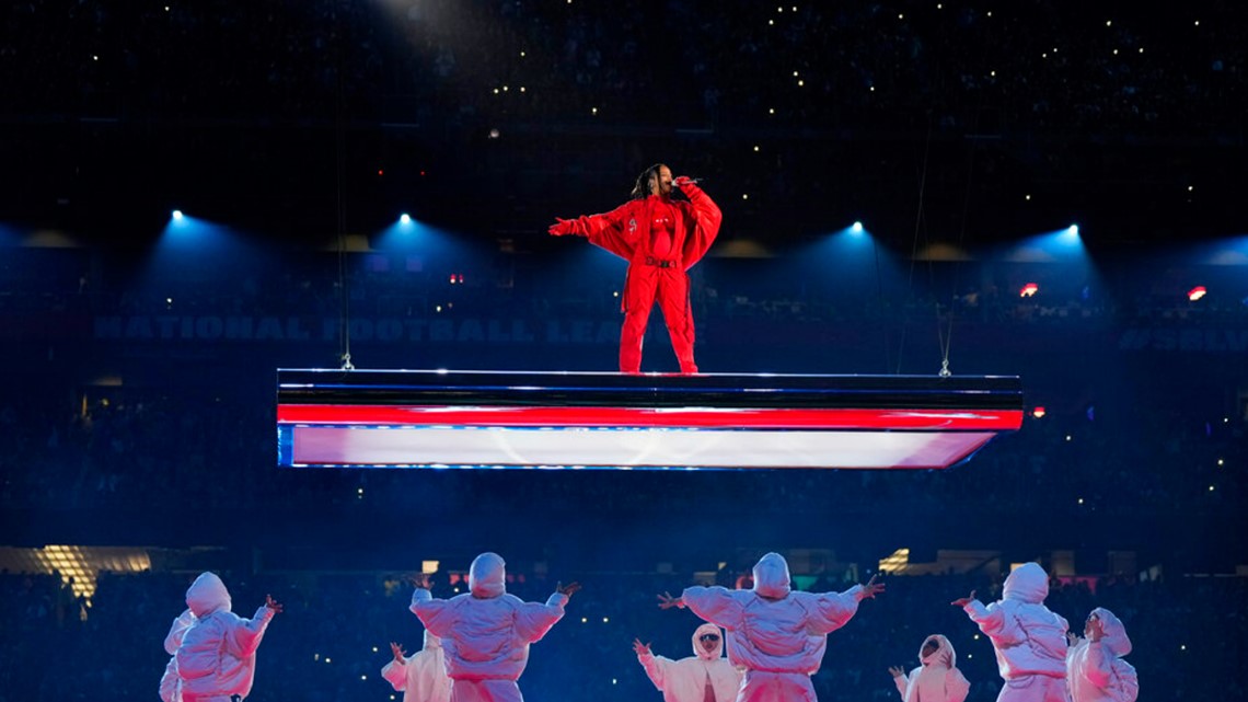 Pregnant Rihanna soars in Super Bowl halftime performance