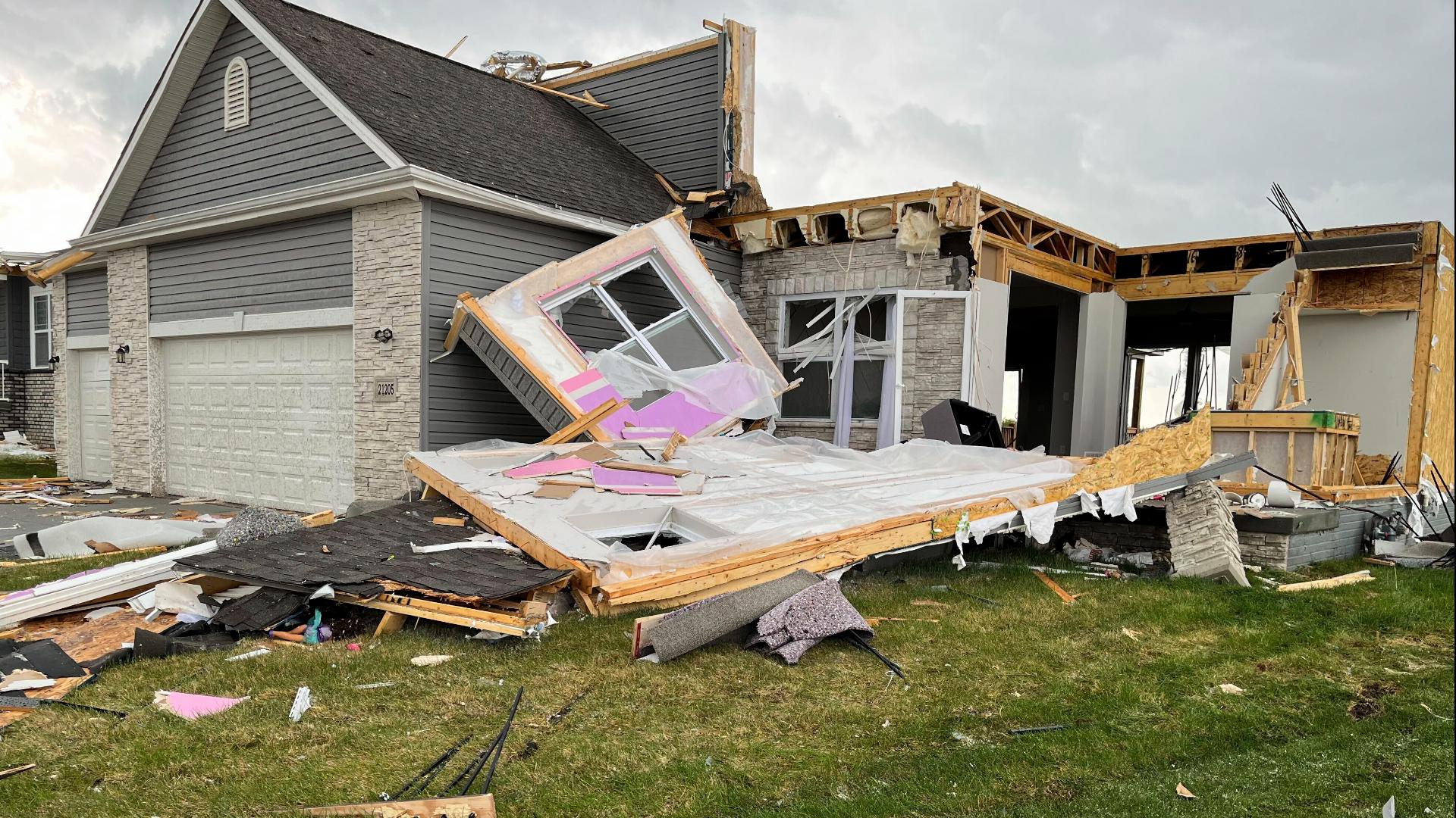 Nebraska tornado: Omaha suburbs suffer severe damage | kgw.com