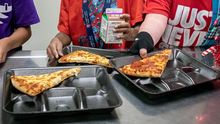 Under new rule, US schools must limit sugar in cafeteria lunches