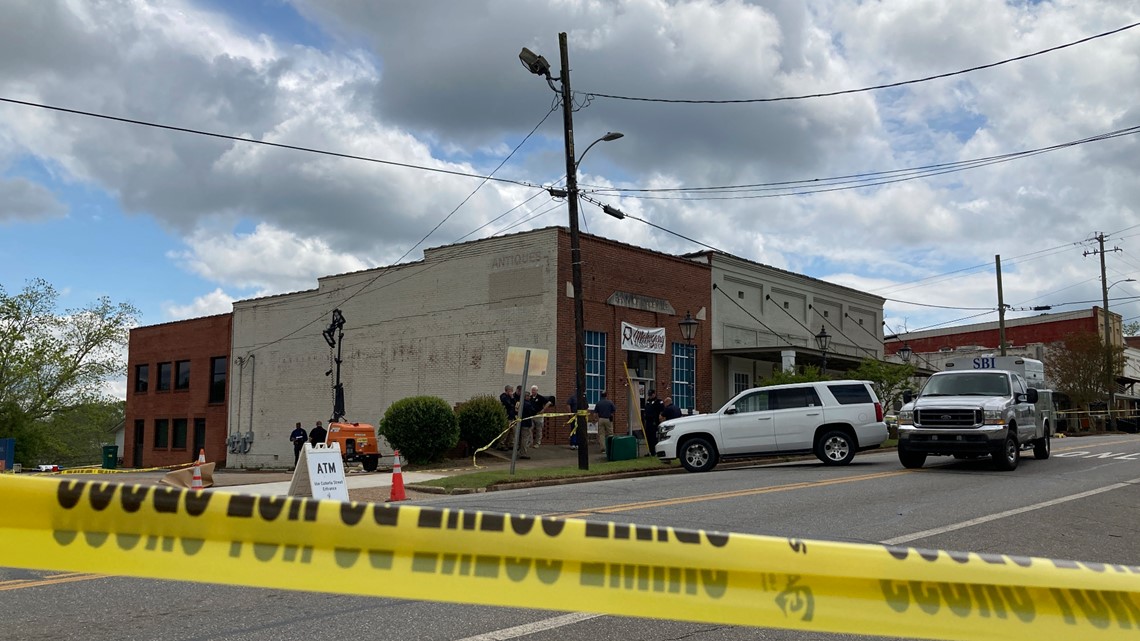 Dadeville, Alabama shooting: Officials say 4 people killed - Vimarsana News