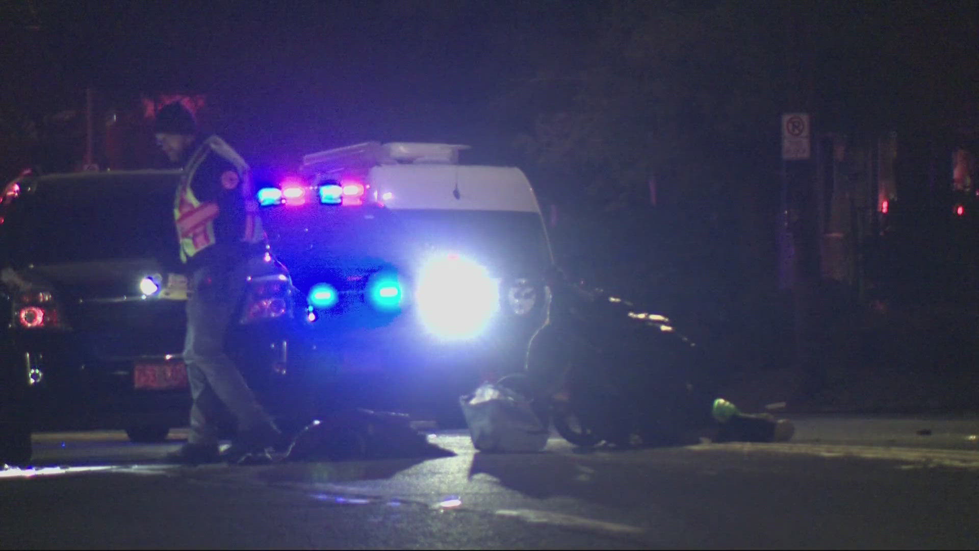 Woman dies; hit by car in SE Portland | kgw.com