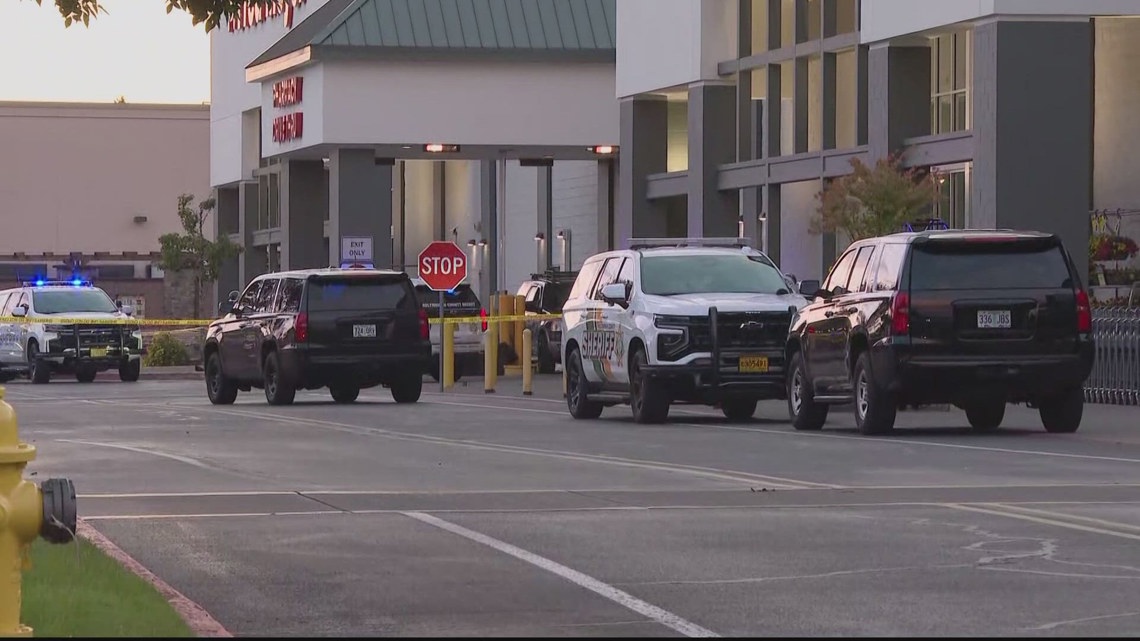 1 person shot, killed in Wood Village Fred Meyer parking lot | kgw.com
