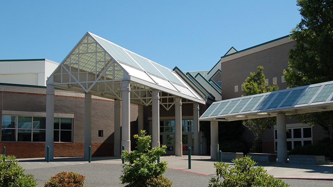 Vancouver schools put in lockdown due to anti-mask protest - Vimarsana News