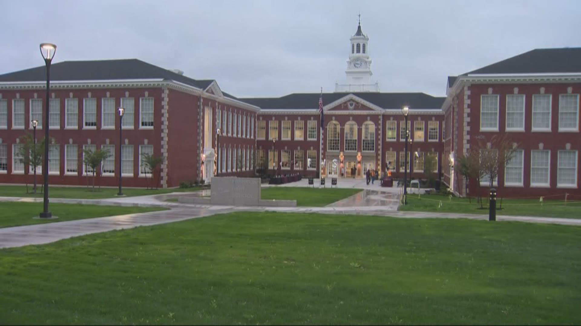 Franklin High School opens after renovation kgw com