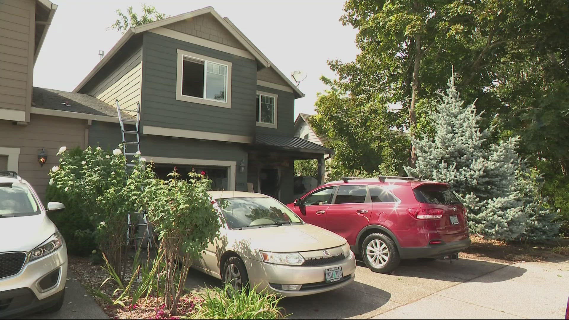 2 hospitalized after being rescued from Oak Grove house fire | kgw.com