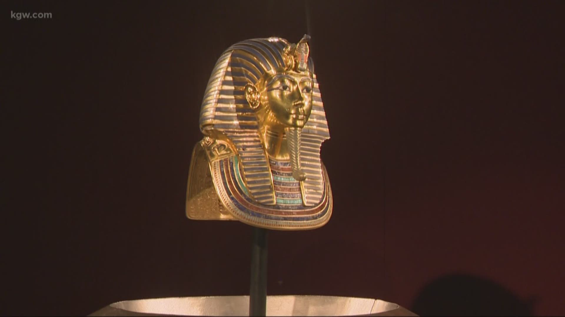 An interactive exhibit of key reproduced objects from the pharaoh's tomb is coming to OMSI. Egyptologist Zahi Hawass points out some highlights.