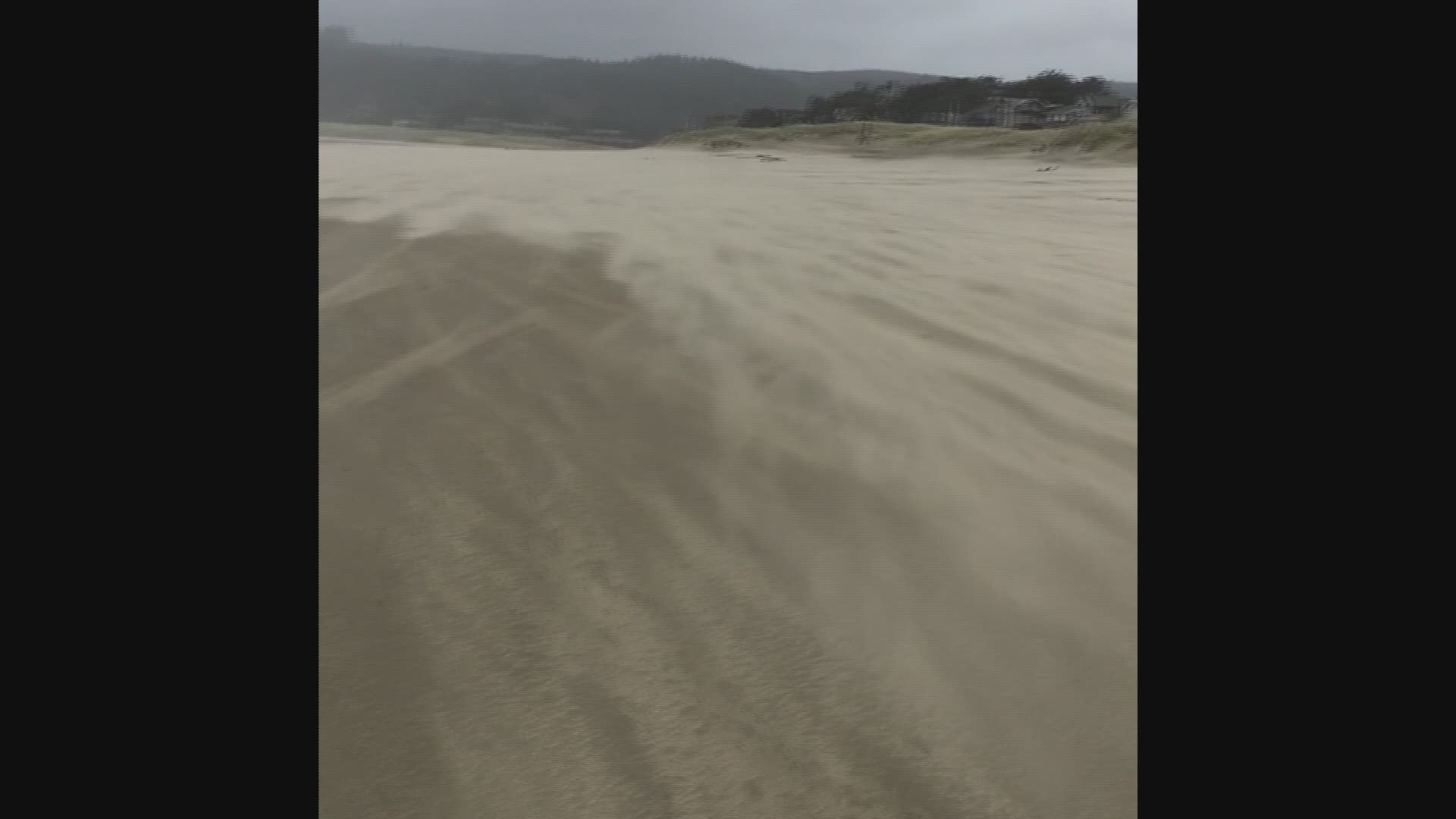 Strong winds at Cannon Beach on April 7, 2018