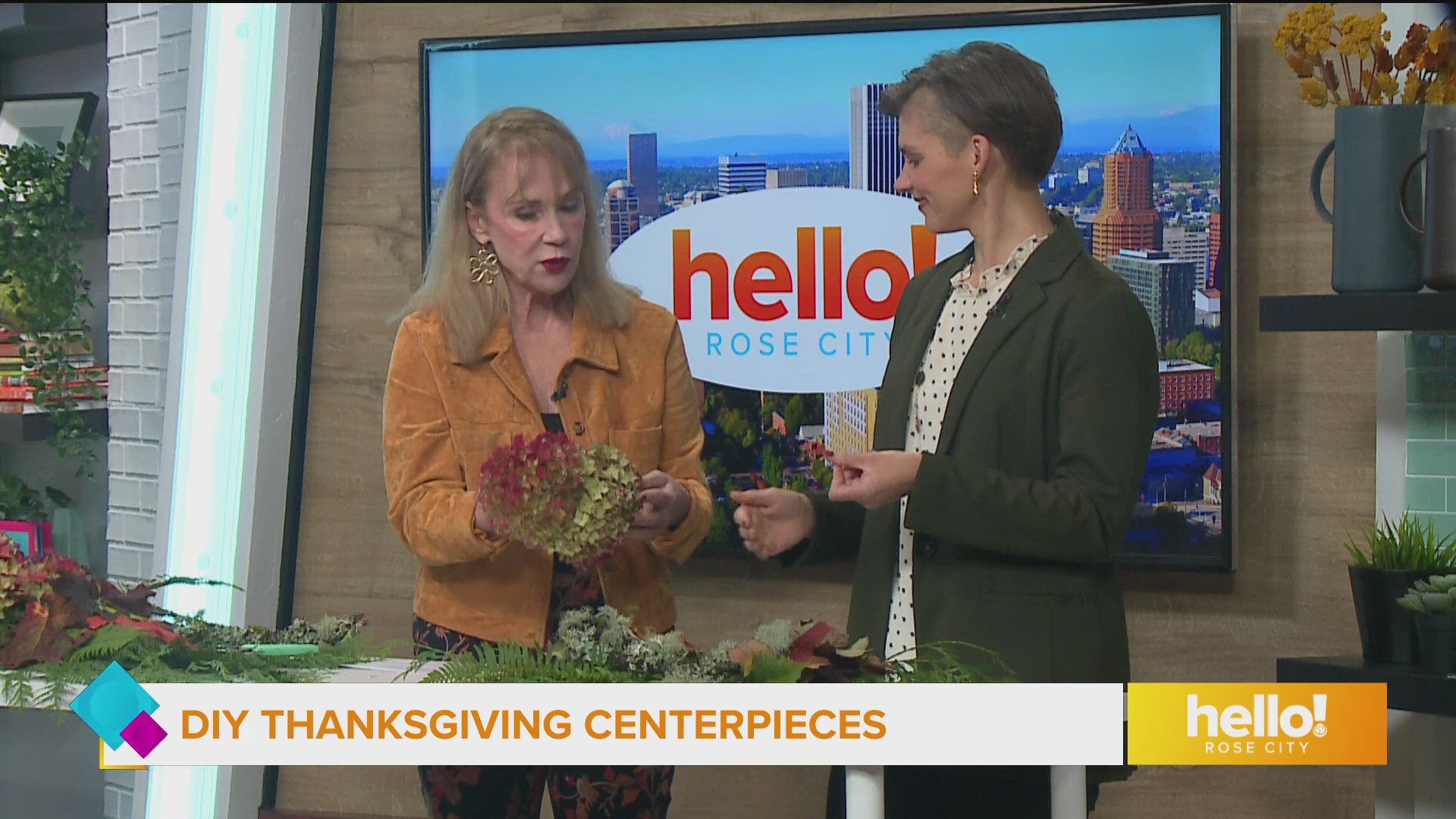 Anne shows us how to make a Thanksgiving centerpiece with leaves, ferns and other foliage you can find in your yard