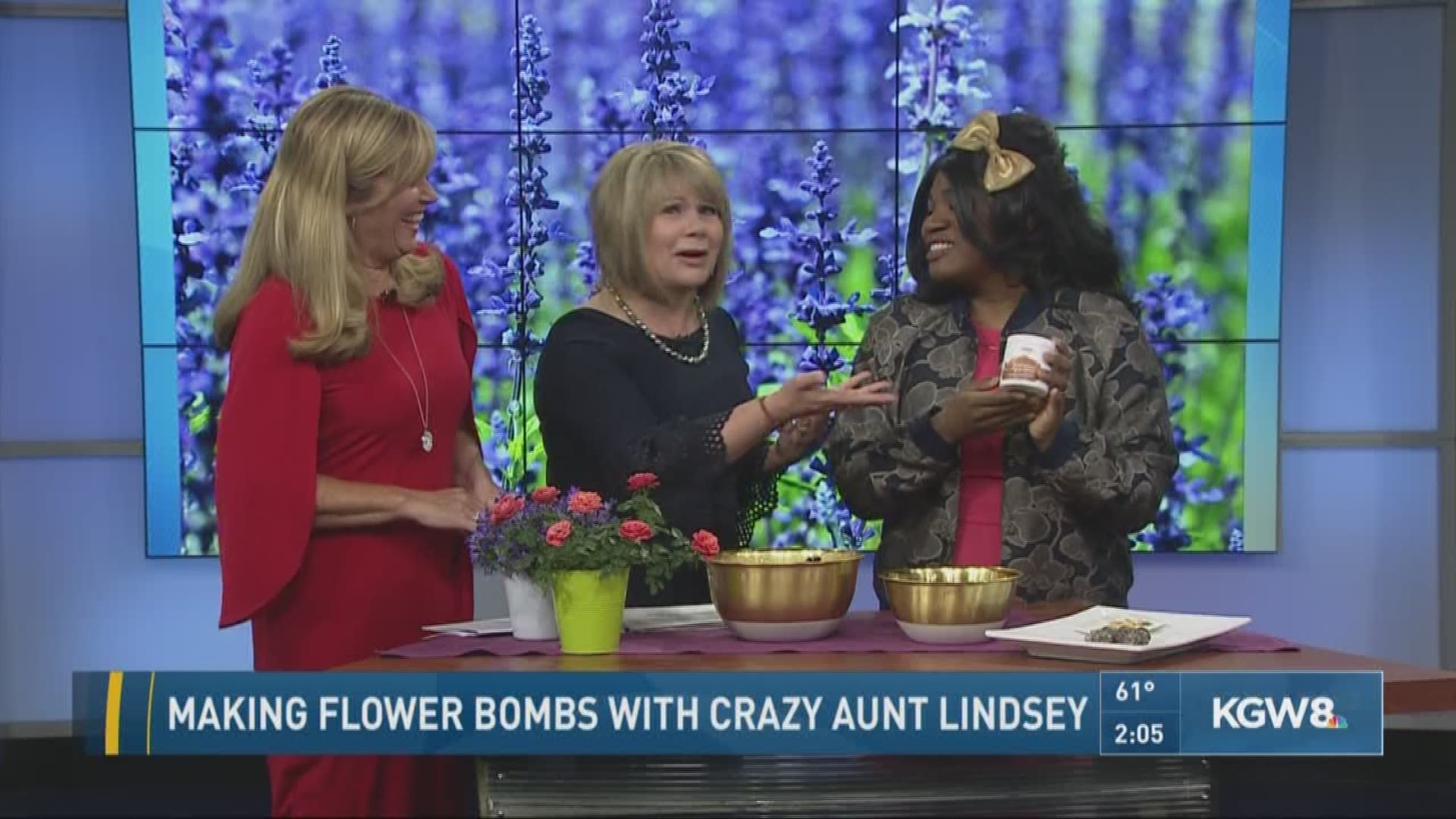 Making flower bombs with Crazy Aunt Lindsey