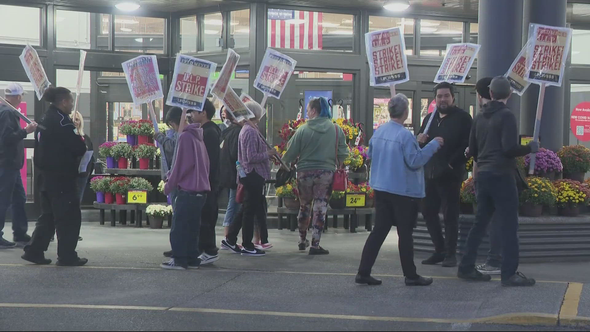 Stores remain open, but the union hopes Fred Meyer customers will take their business elsewhere for the next week.