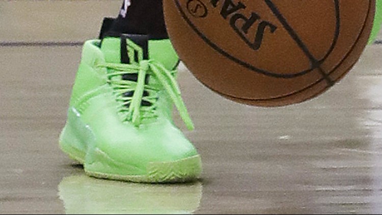dame lillard green shoes