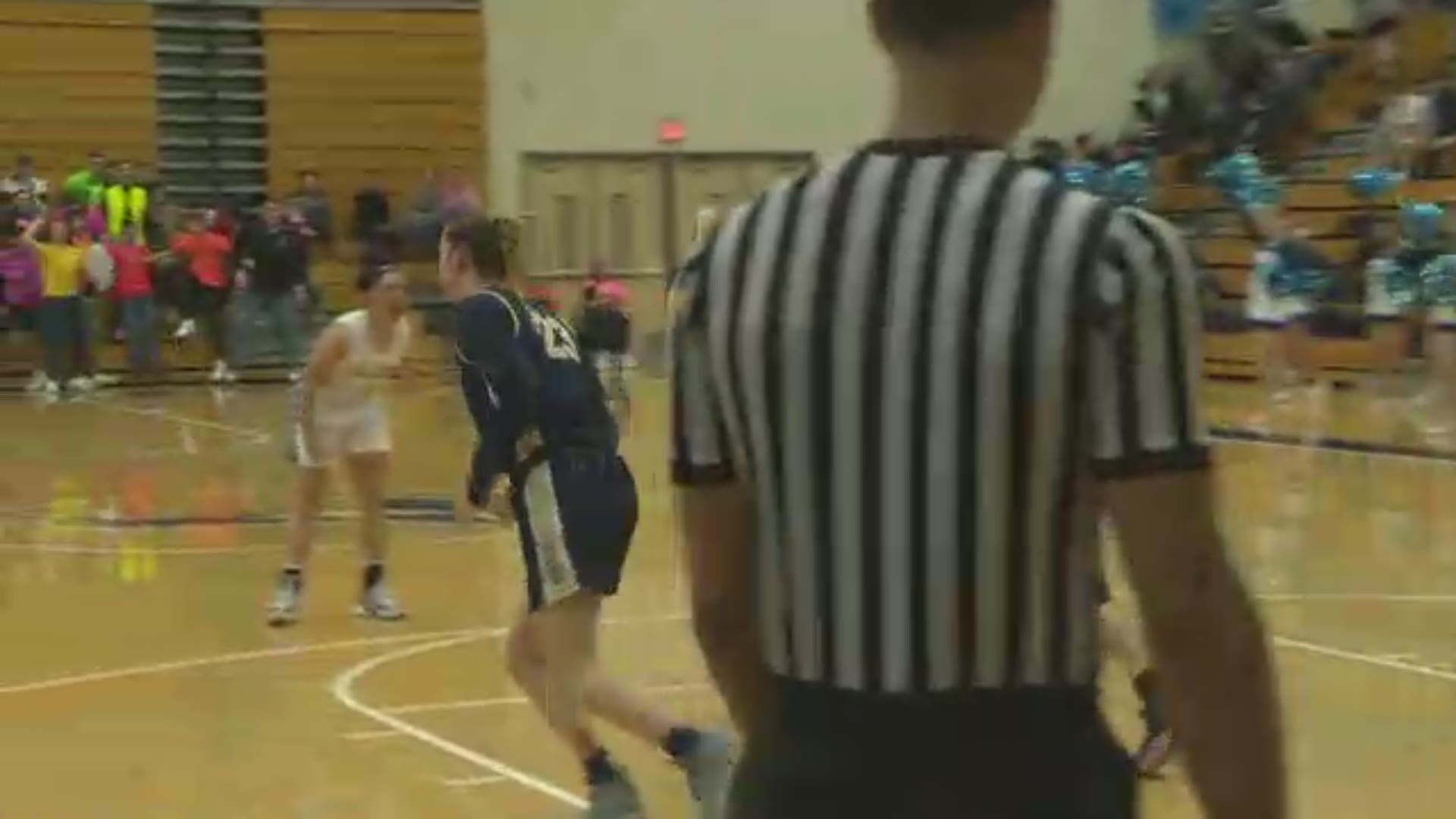 Highlights of No. 4 Liberty's 52-42 win over No. 13 Canby. Highlights are part of KGW's Friday Night Hoops with Orlando Sanchez.