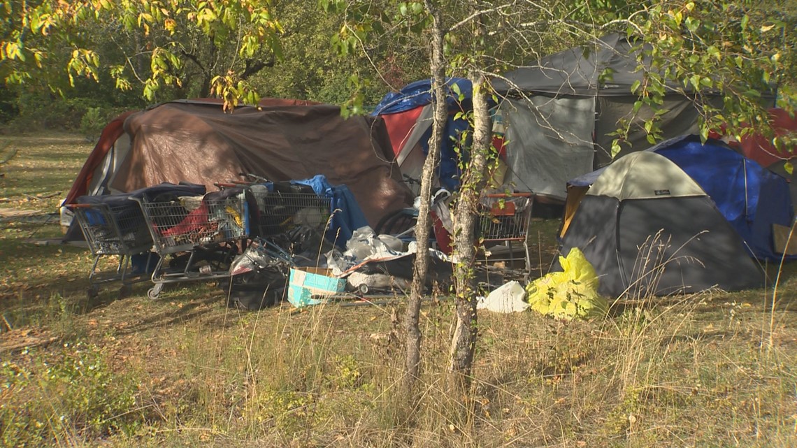 Salem's homeless flood parks, land along highways | kgw.com