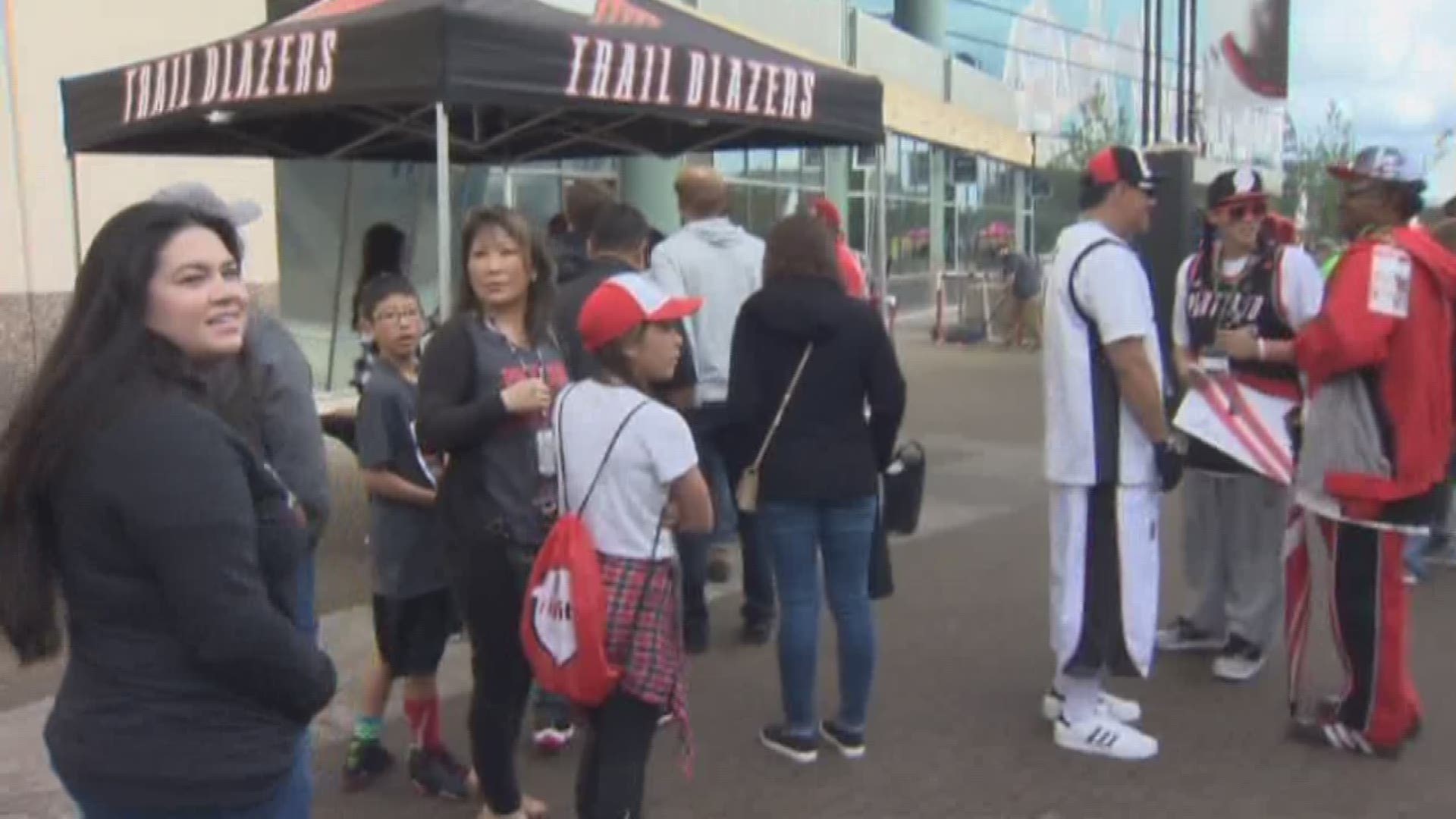 Blazers fans ready for Game 3