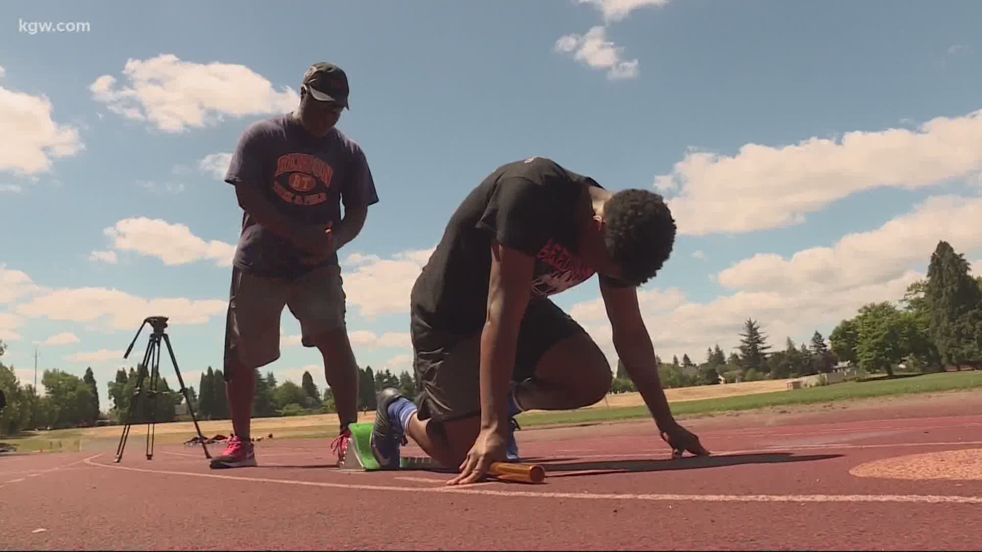 Micah Williams set Oregon state records in the 100-meter and 200-meter dash. He'll take his talents to Eugene.