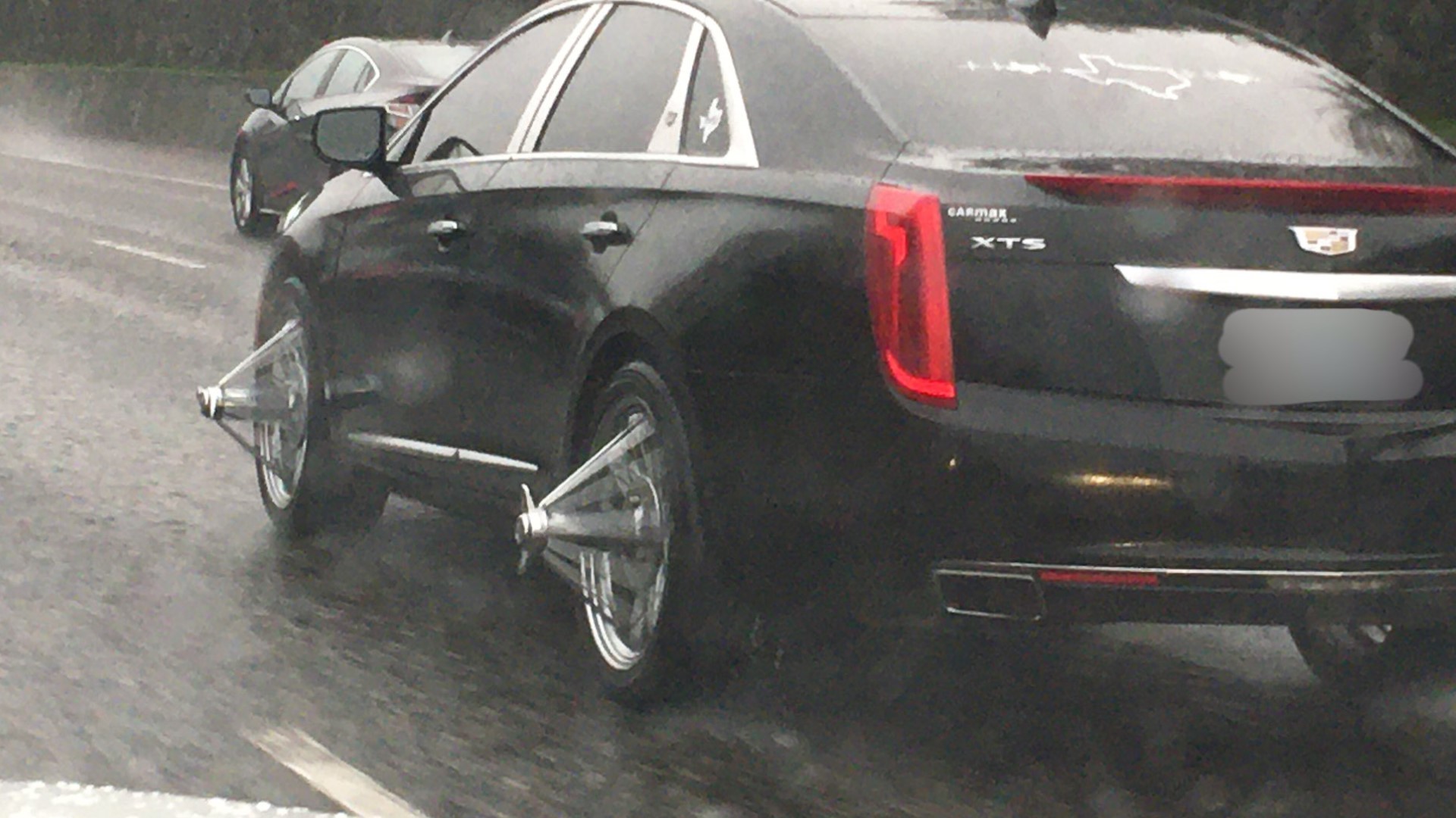 We're talking Swangas, 30-spoke wire wheel extensions that look like something James Bond would have on his custom Aston Martin.