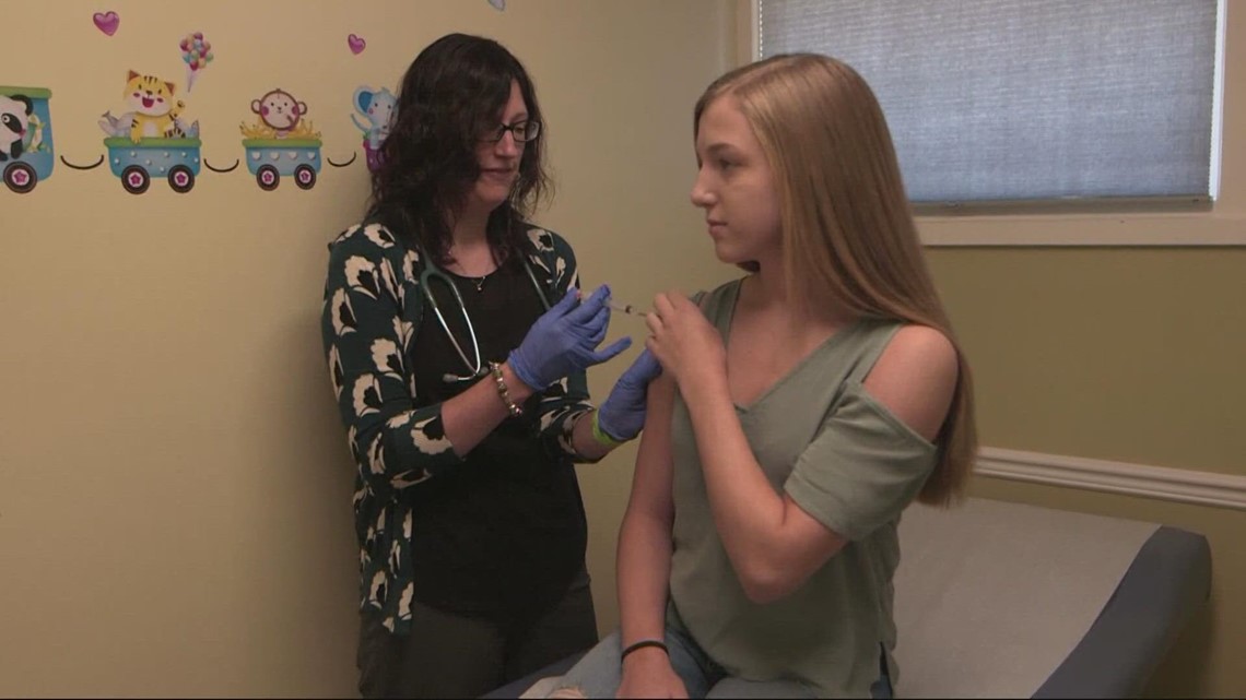 Oregon doctor urges people to get COVID booster and flu vaccine ahead of fall and winter season
