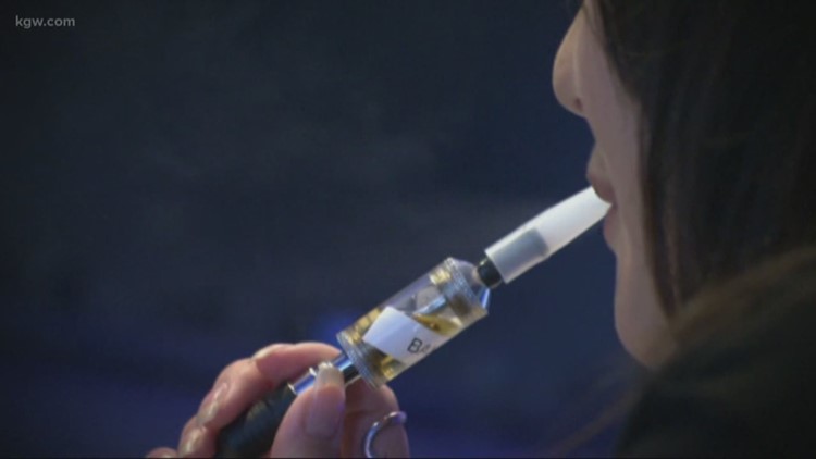 First case of vaping-related lung illness reported in Clark County