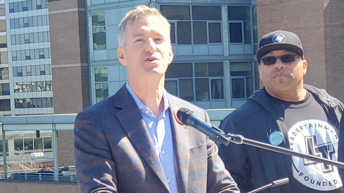 Portland mayor proposes hiatus for police oversight committee - Vimarsana News