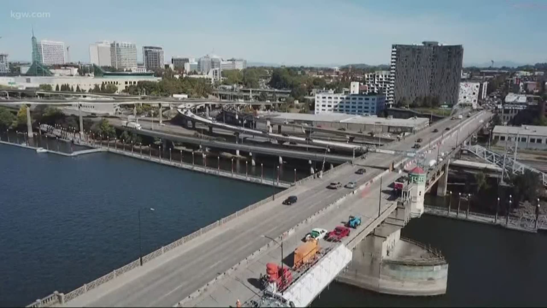 Multnomah County plans to make the Burnside Bridge earthquake-proof.