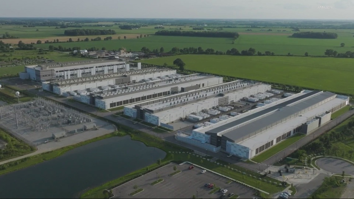 Oregon lawmakers advance one-year moratorium on tax breaks for data centers