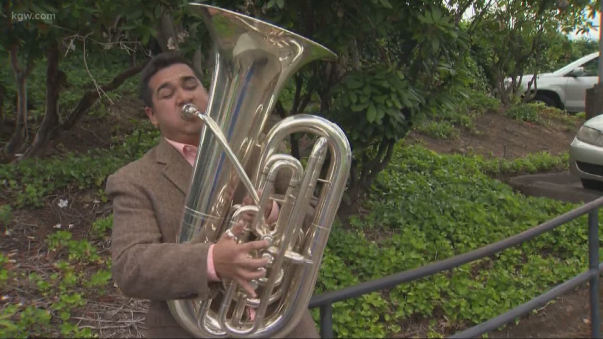 Juan Valdez talks about graduating from U of O