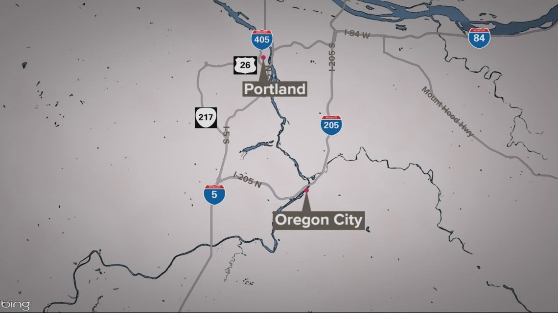 Man hit and killed by a train in Oregon City | kgw.com