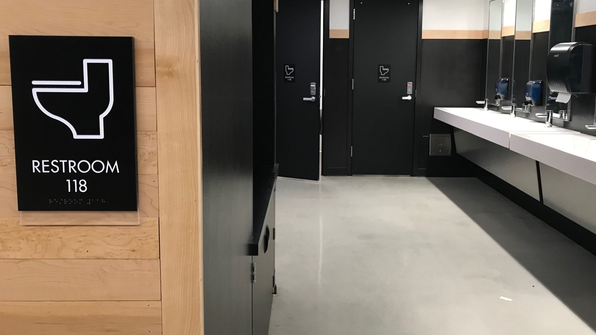 Unisex Locker Rooms In Schools – Telegraph