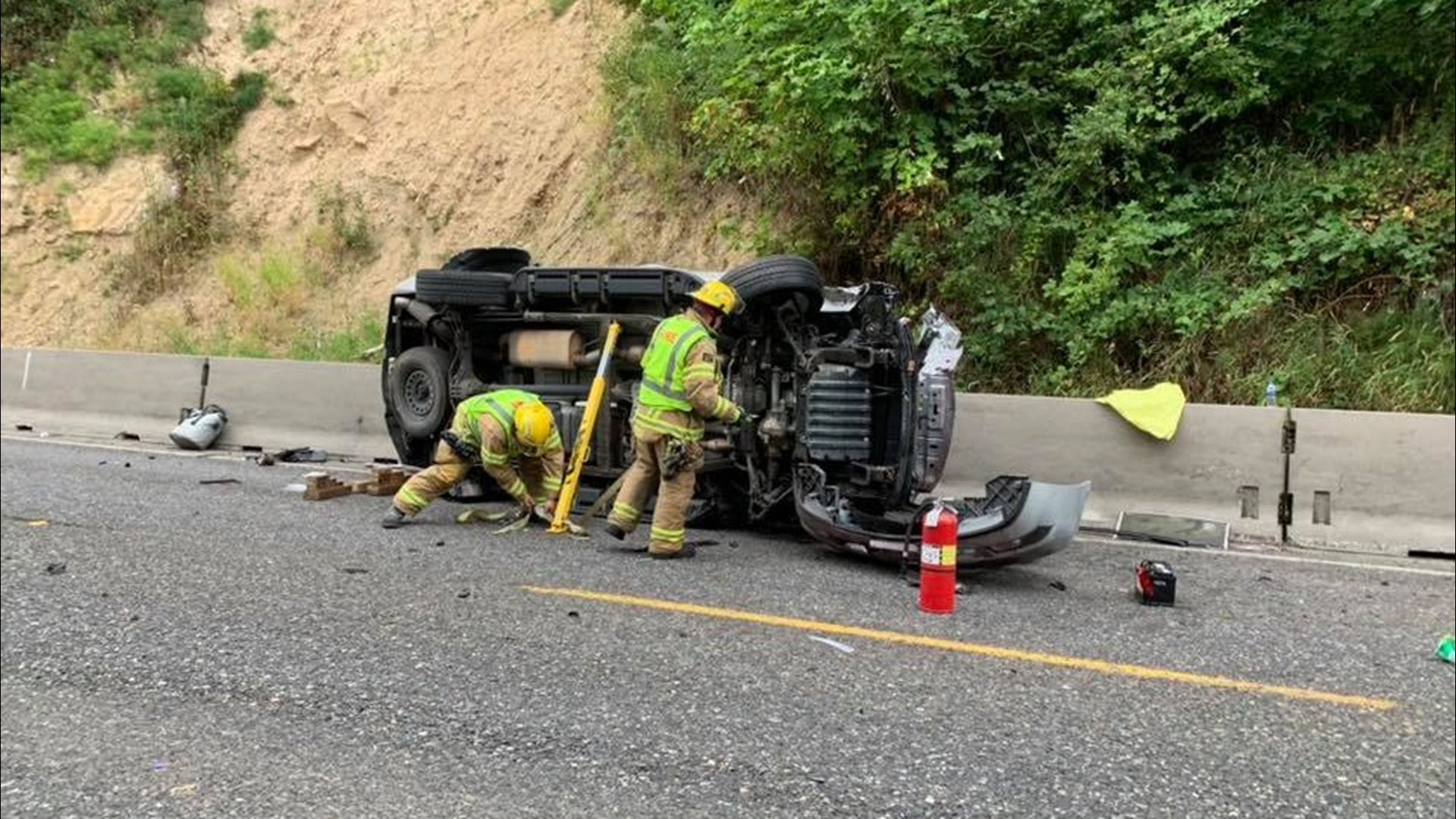 Accident On Highway 30 Today _ 6 workers killed after car goes into ...