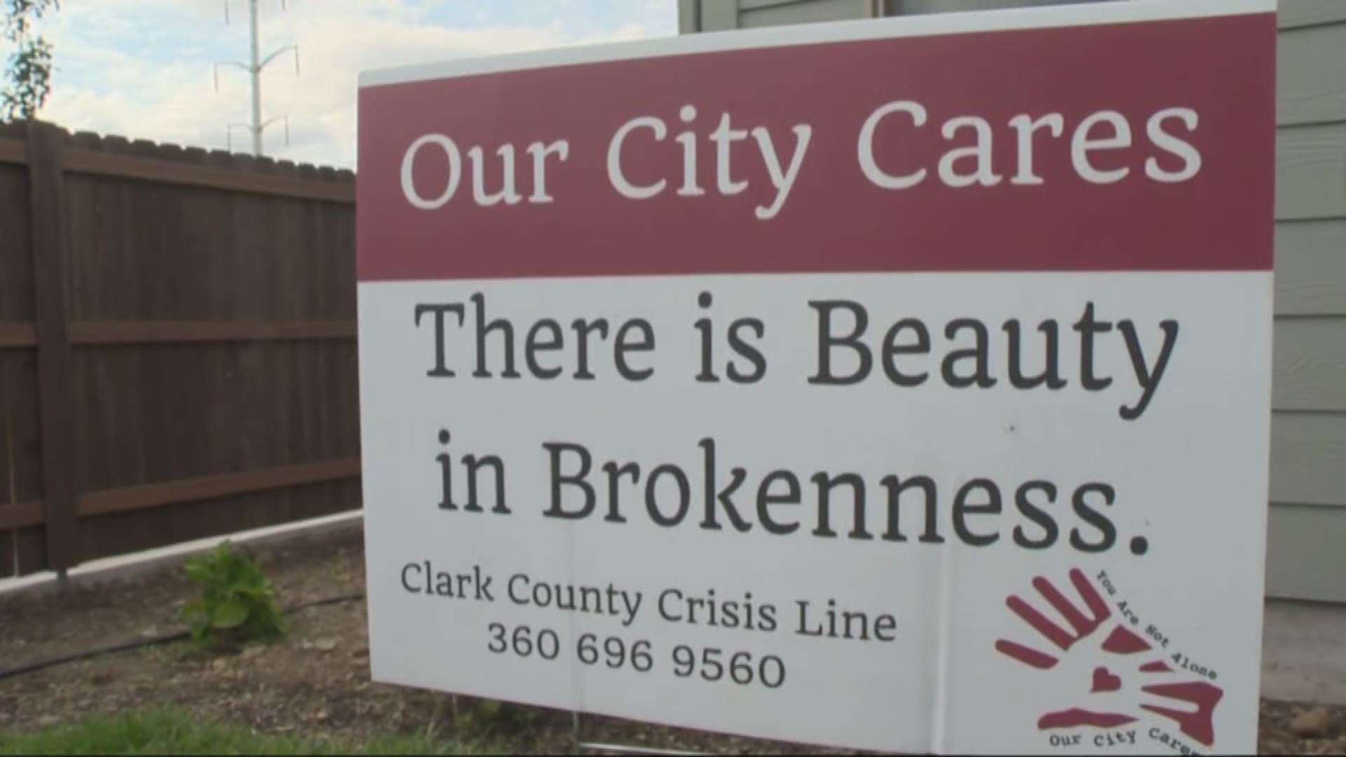 Organization posts signs they hope will bring hope to those dealing with suicide.