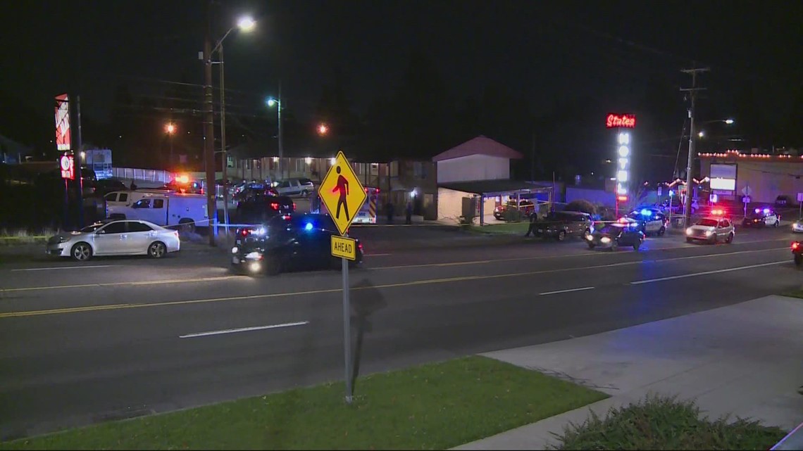 Shooting leaves one man dead in parking lot of Portland motel | kgw.com