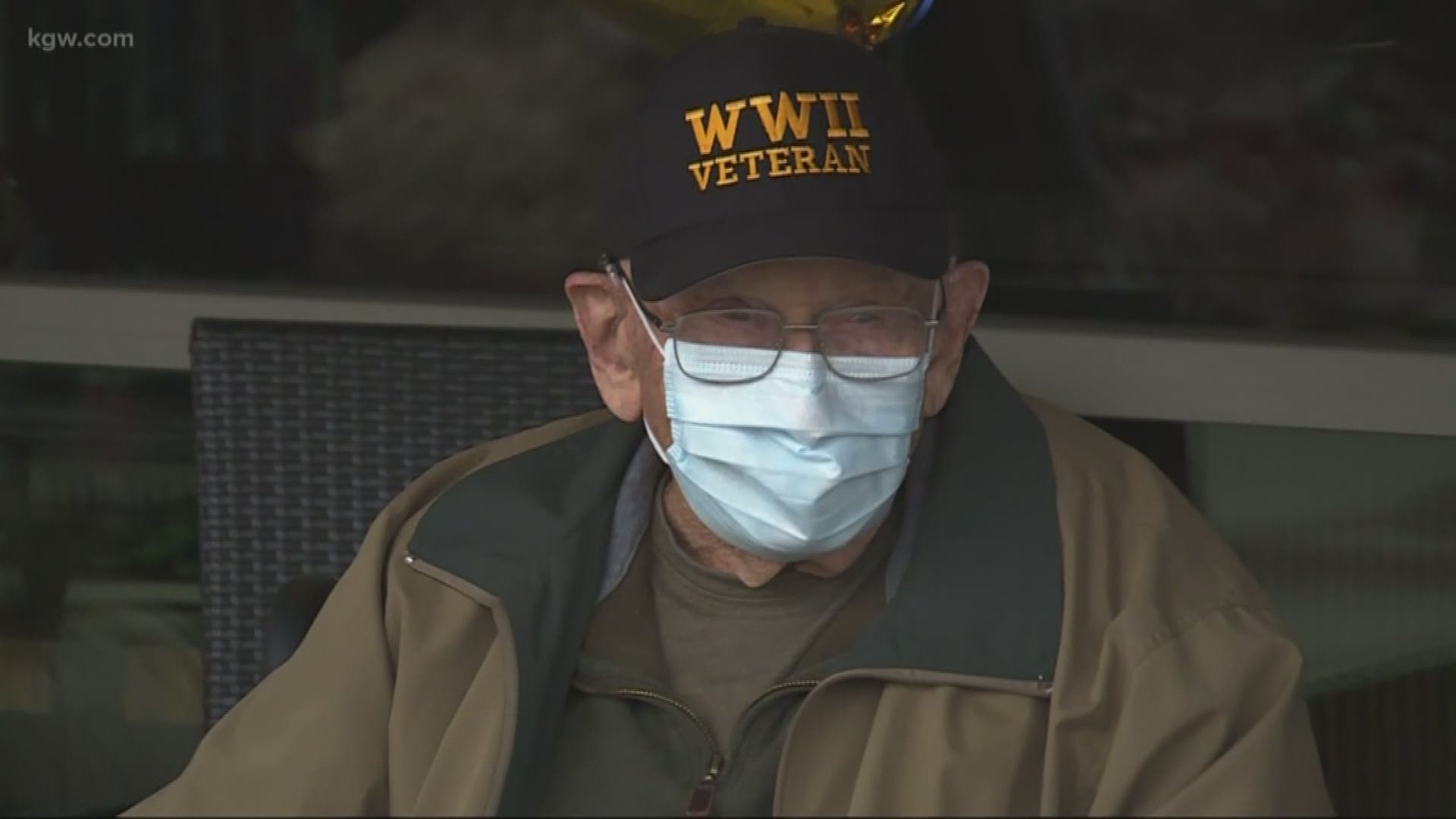 Oregon veteran celebrates 104th birthday after surviving the coronavirus
