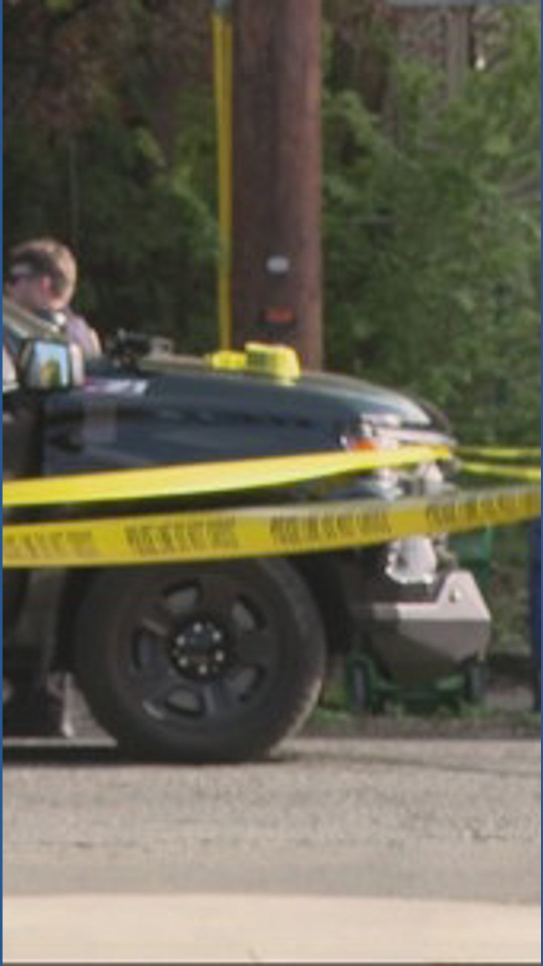 Armed suspect in crisis detained after lengthy Southeast Portland ...