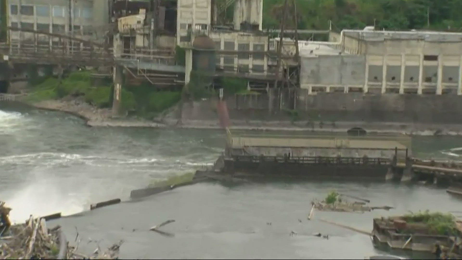 Willamette Falls Riverwalk site tour