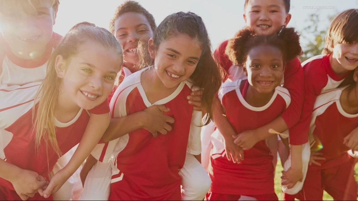 How parents can prevent kids' sports-related injuries