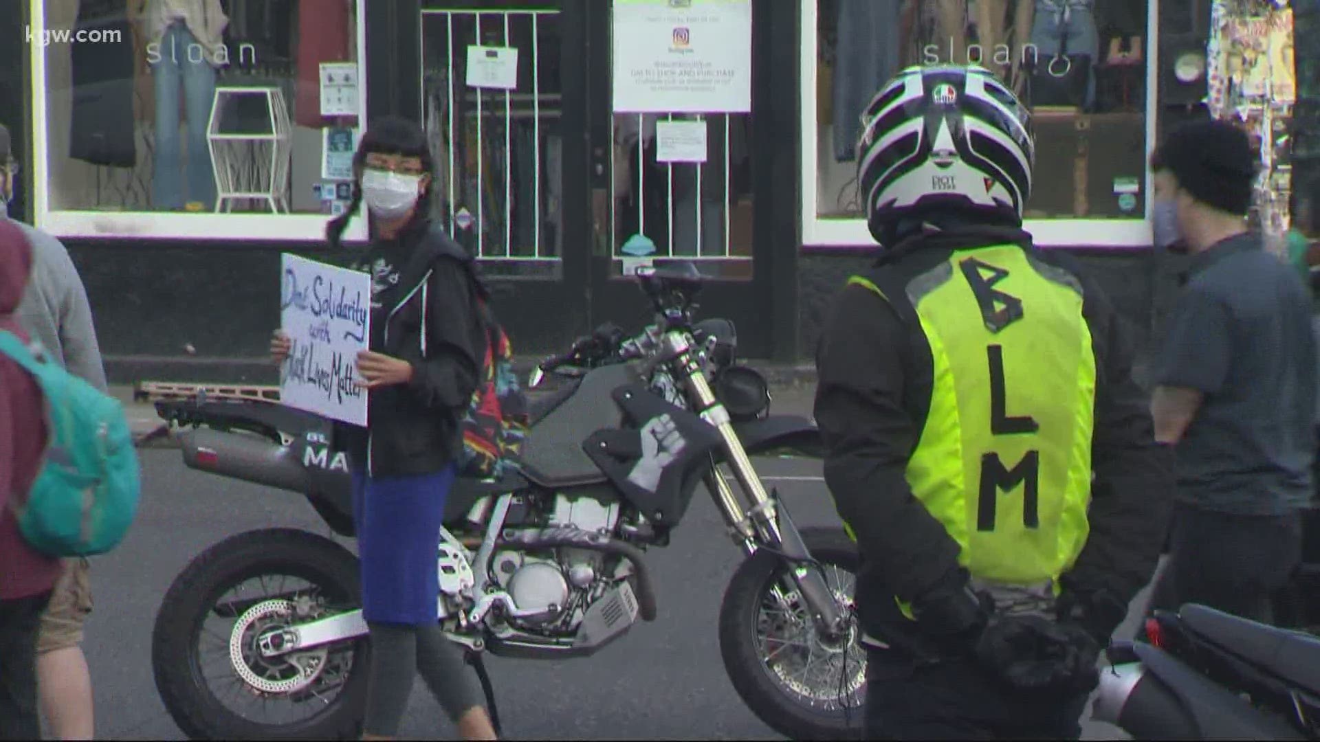 After two recent crashes involving drivers accused of hitting protesters, organizers added an extra layer of security during a Southeast Portland protest.