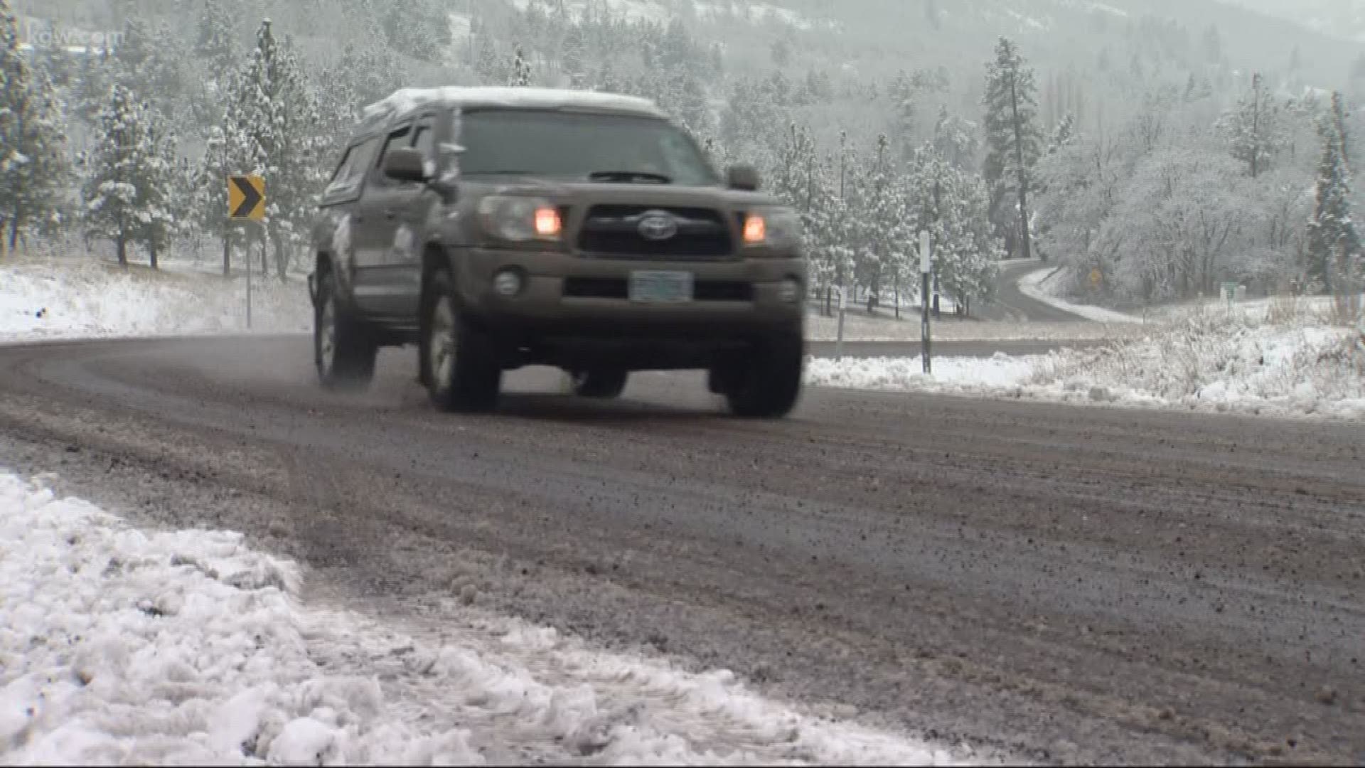 Snow, ice cause school delays, closures in Gorge, central Oregon