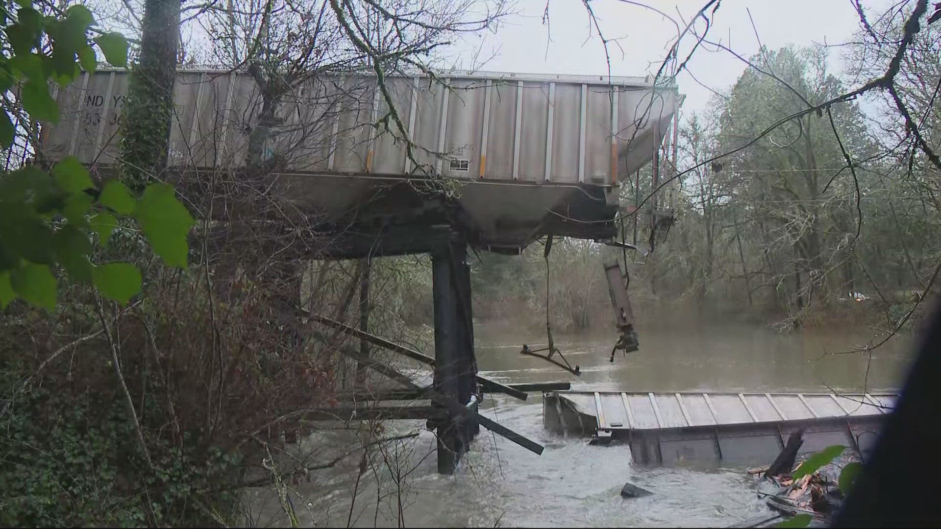 Train trestle collapses in Corvallis during freight train crossing