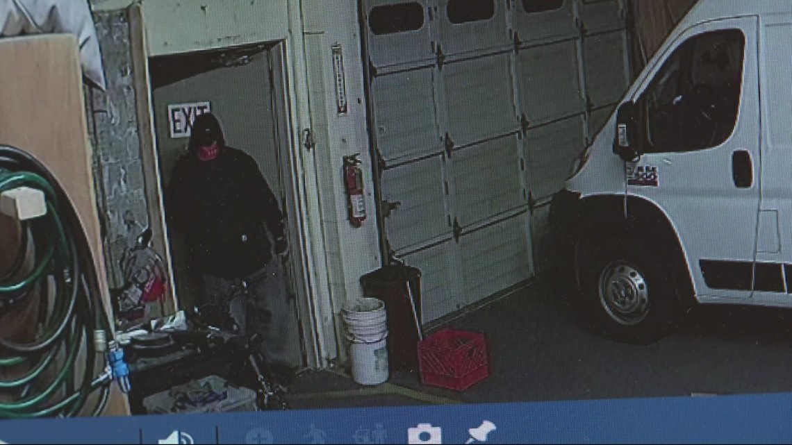 Burglar commits series of break-ins at Gresham businesses - Vimarsana News