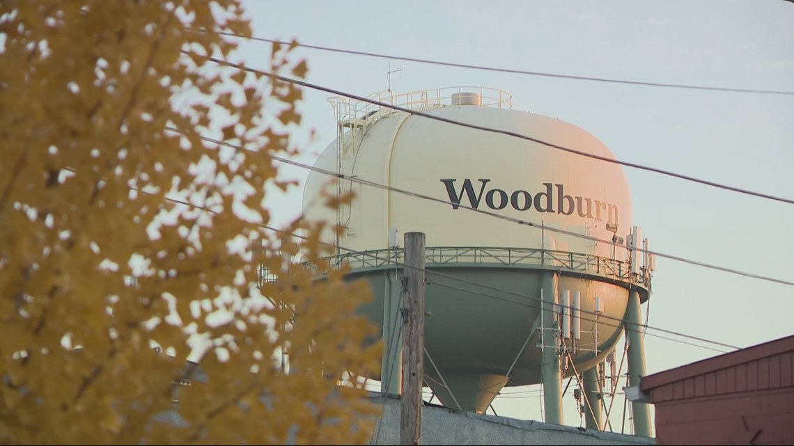 Woodburn teachers secure tentative agreement on immigration protections, calling it first of its kind in Oregon K-12 bargaining