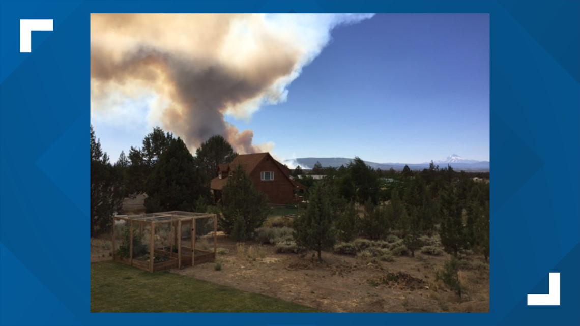 Grandview wildfire burns west of crooked river in central oregon - Vimarsana News
